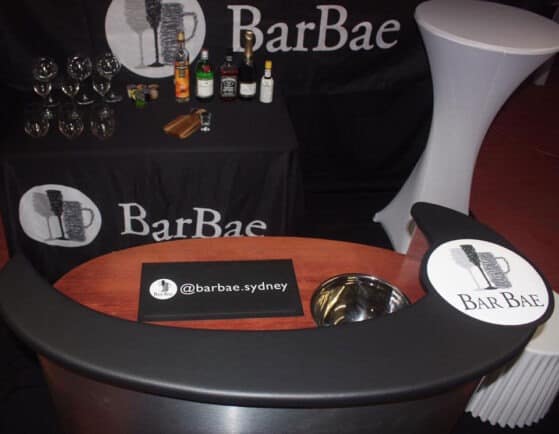 Cocktail-mobile-bar-hire-sydney-559x434