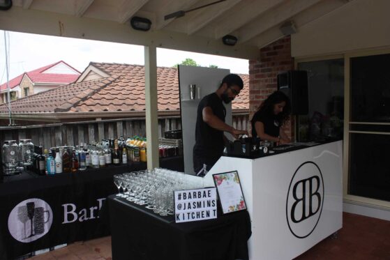sydney-mobile-bar-setup-559x373